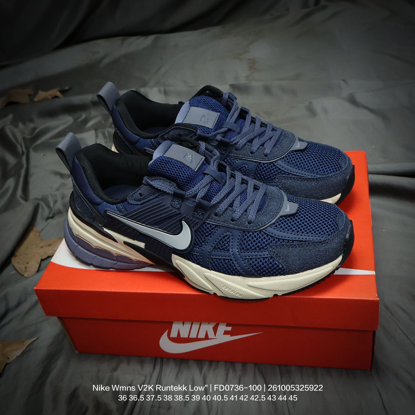 Tênis Nike Wmns V2K Runtekk Low