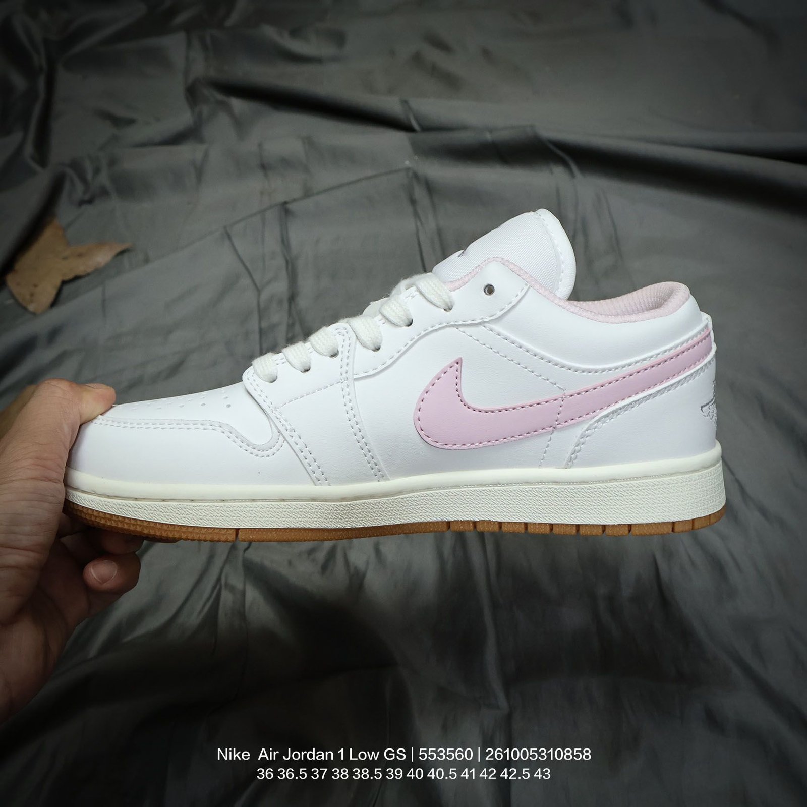 Tênis Nike Air Jordan 1 Low GS - Imagem 3