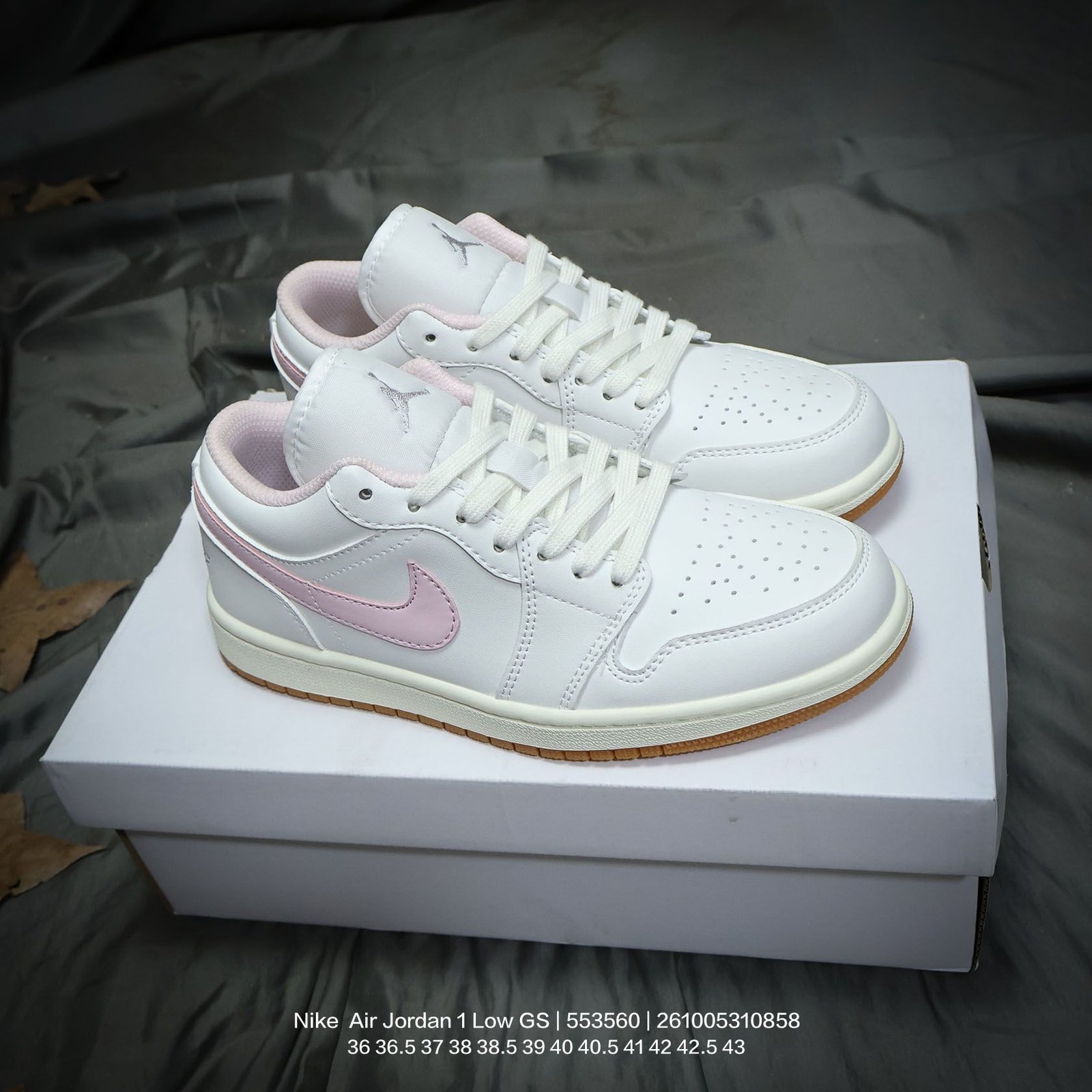 Tênis Nike Air Jordan 1 Low GS - Imagem 9