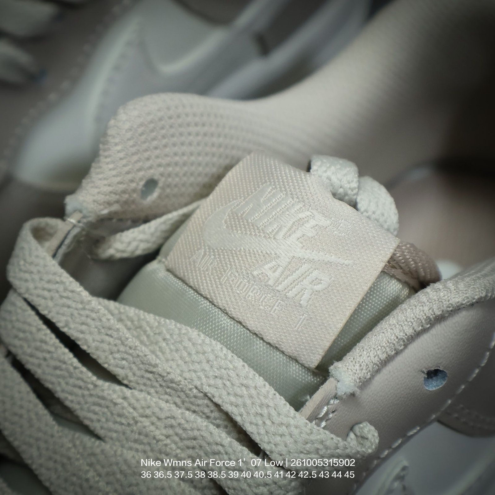 Tênis Nike Wmns Air Force 1 - Imagem 7