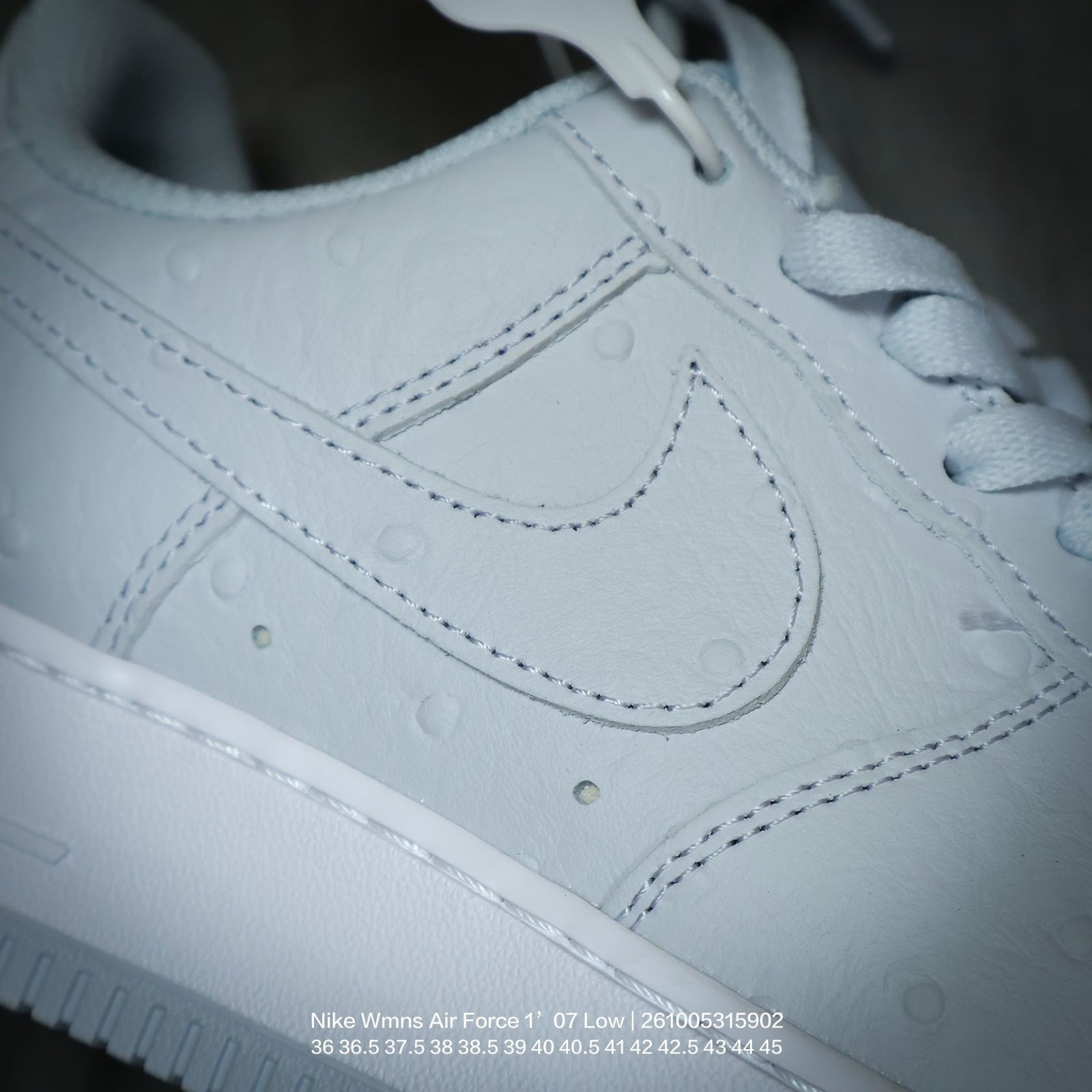 Tênis Nike Wmns Air Force 1 - Imagem 6