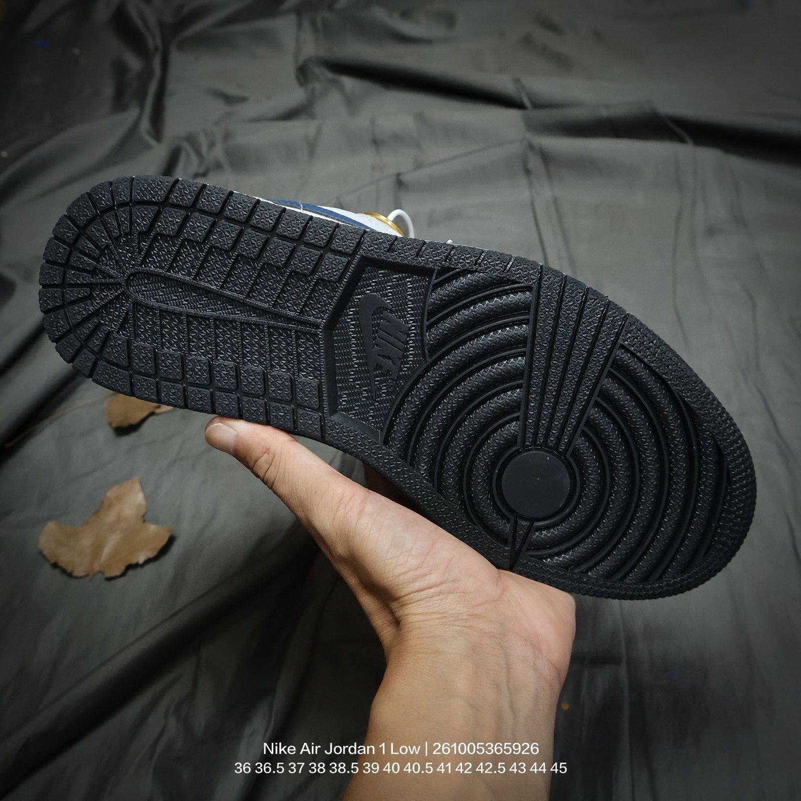Tênis Nike Air Jordan 1 Low - Imagem 5