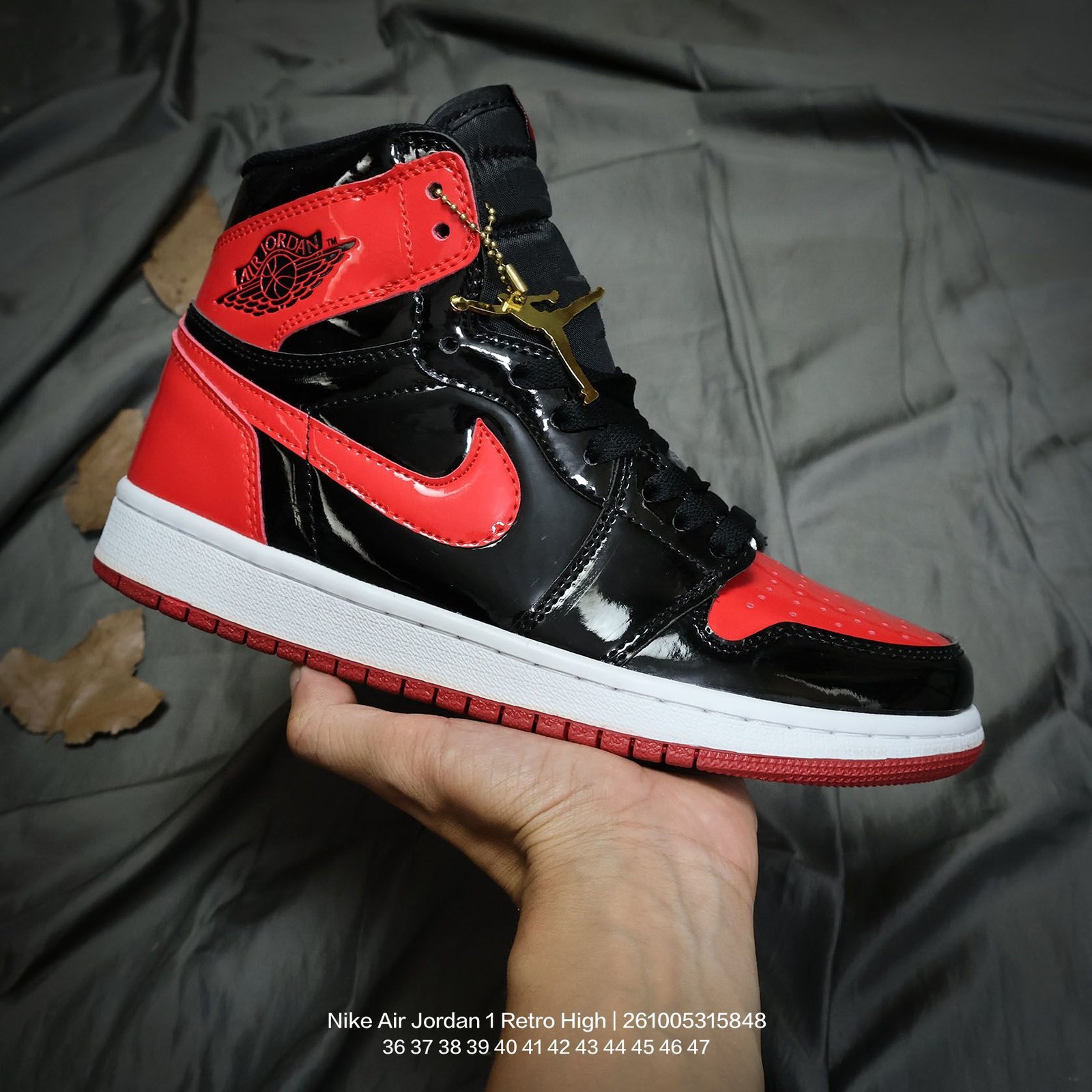 Tênis Nike Air Jordan 1 Retro High OG