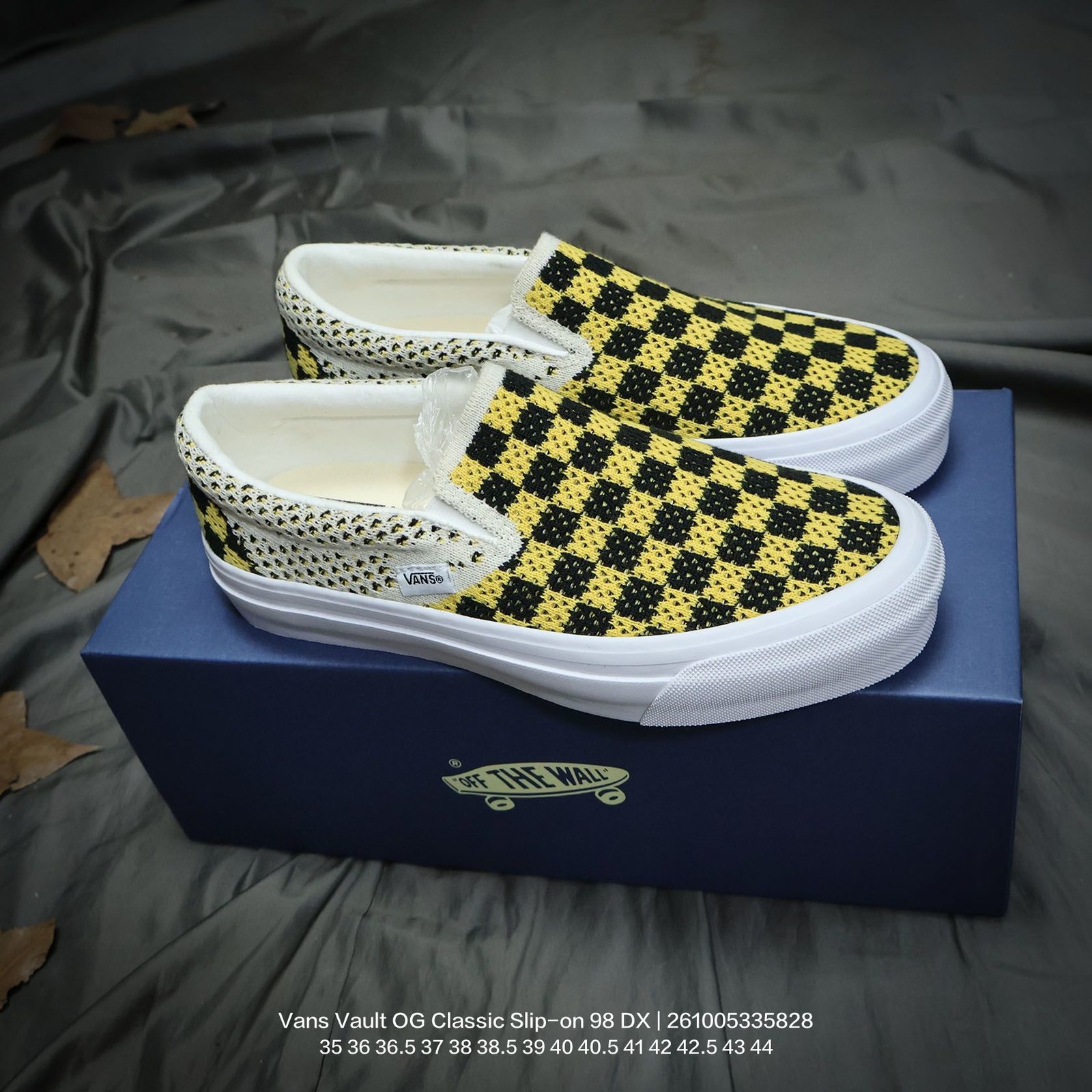 Tênis Vans Vault OG Classic Slip-on 98 DX - Imagem 2