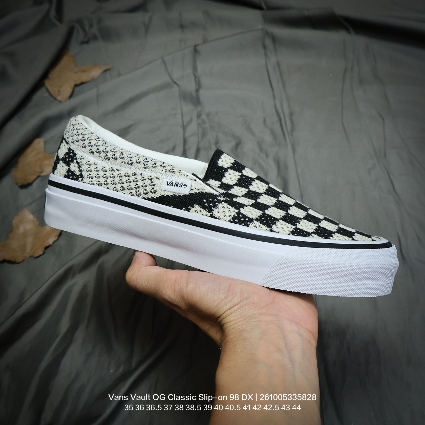 Tênis Vans Vault OG Classic Slip-on 98 DX - Imagem 4