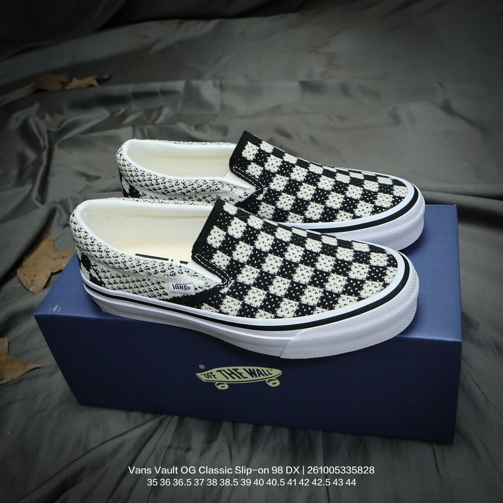Tênis Vans Vault OG Classic Slip-on 98 DX