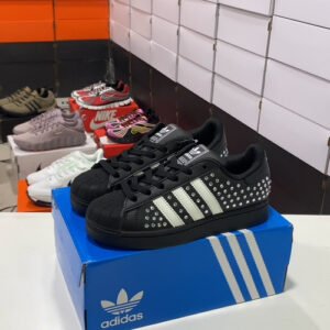 Tênis Adidas Superstar II