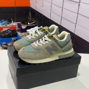 Tênis New Balance NB574