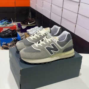 Tênis New Balance NB574